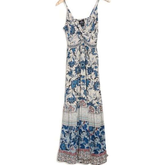 Angie Dresses & Skirts - Angie Twist Front Keyhole Maxi Spring Dress Smocked Boho Tropical Blue & White L